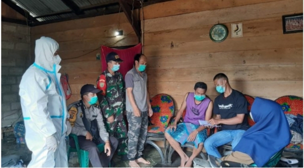 Babinsa Koramil 11/Pulau Beringin Melaksanakan Patroli PPKM Mikro Dan Penegakan Disiplin Prokes