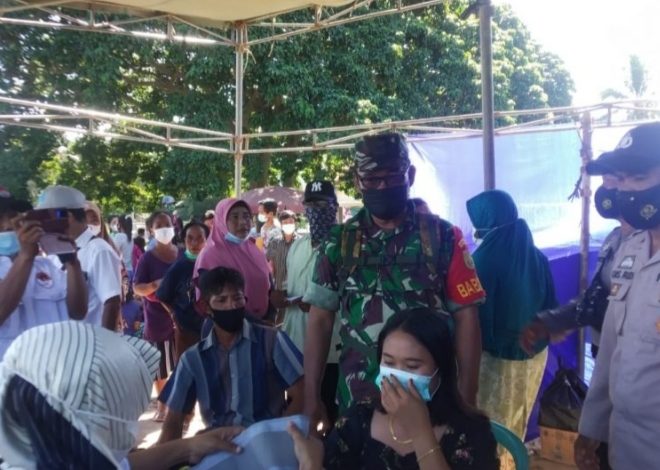 Babinsa Koramil 401-04/Bayung Lencir Monitoring Vaksinasi di Desa Karang Sari