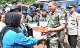 Korem 044/Gapo Salurkan Bantuan 500 Paket Sembako Untuk Masyarakat Terdampak Banjir di Lahat